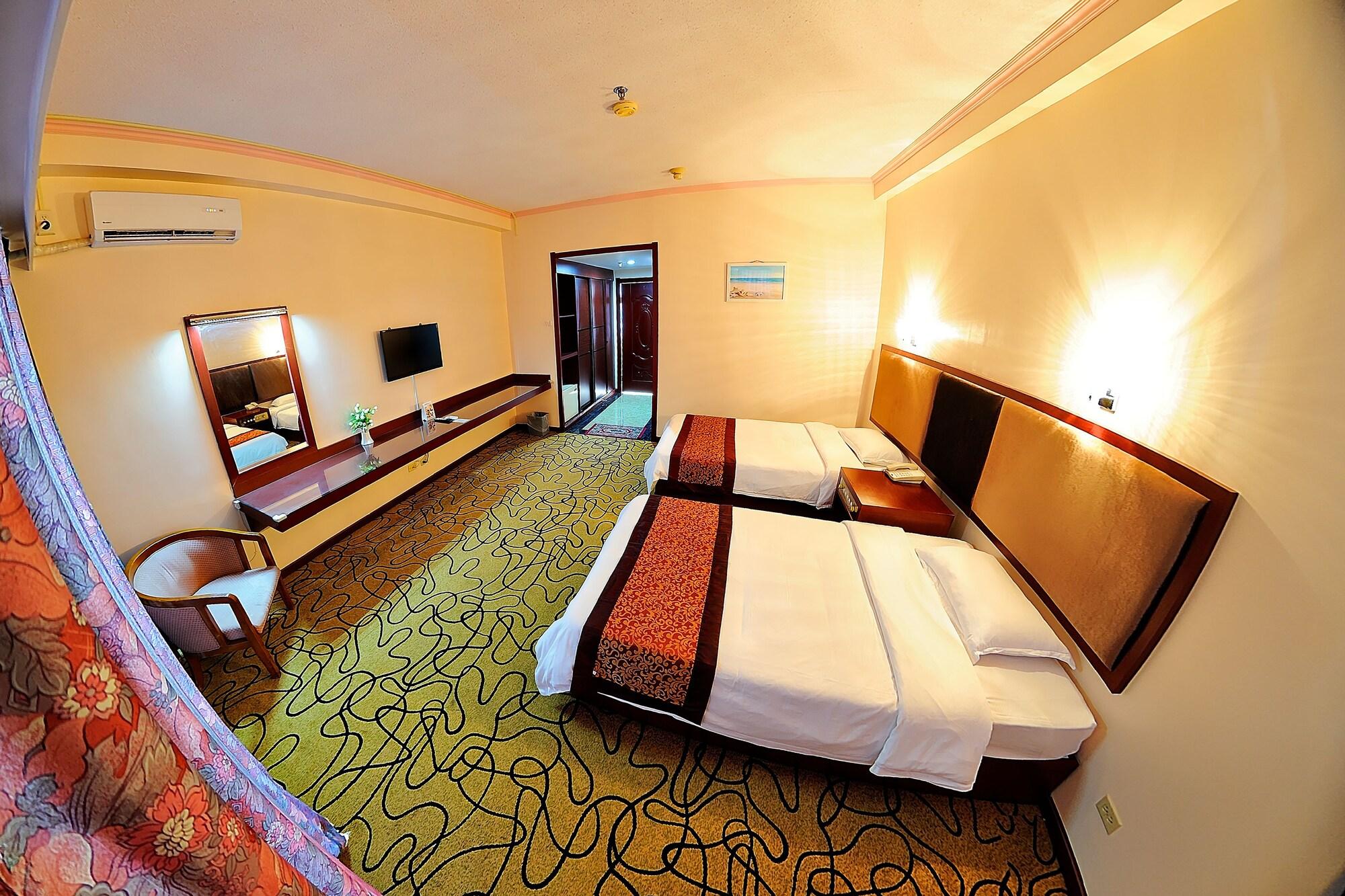 גרפאן Saipan Ocean View Hotel מראה חיצוני תמונה
